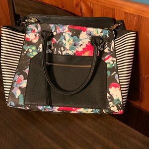 Floral/striped purse with long attachable strap